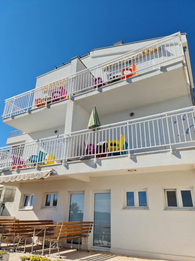 קלק Apartments Mediteraneo מראה חיצוני תמונה