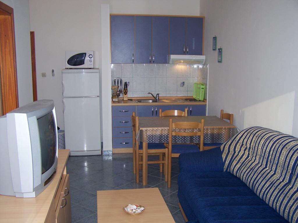 קלק Apartments Mediteraneo מראה חיצוני תמונה