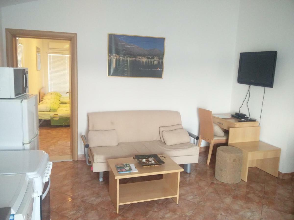 קלק Apartments Mediteraneo מראה חיצוני תמונה